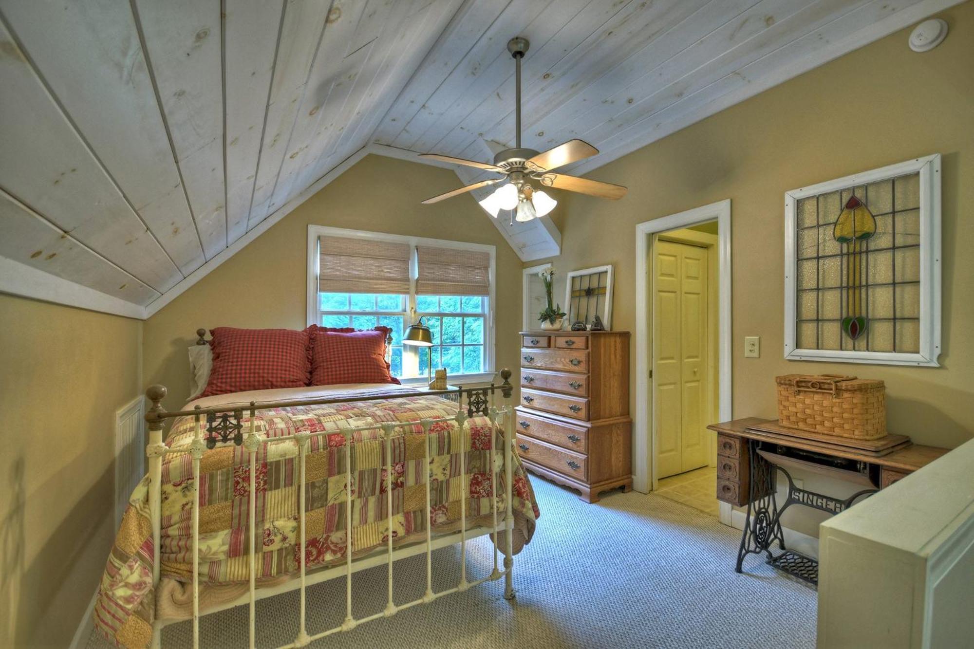 Southern Living Cottage Cozy Up By The Fire Relax On The Porch And Enjoy Peaceful Surroundings Blue Ridge Eksteriør bilde