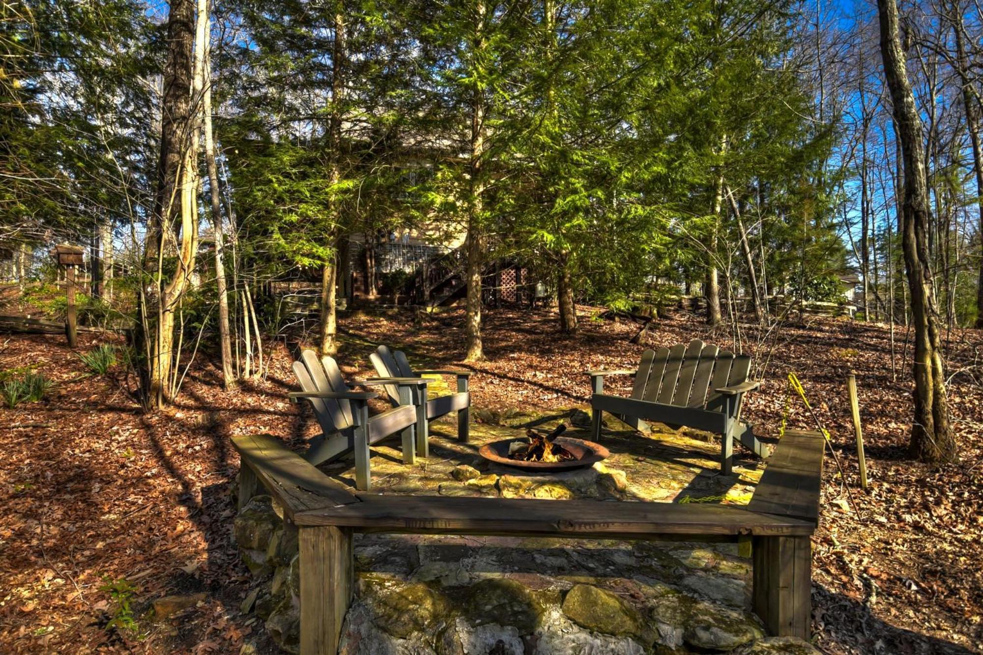 Southern Living Cottage Cozy Up By The Fire Relax On The Porch And Enjoy Peaceful Surroundings Blue Ridge Eksteriør bilde