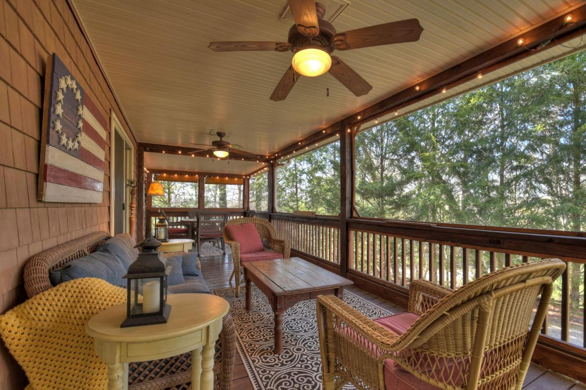 Southern Living Cottage Cozy Up By The Fire Relax On The Porch And Enjoy Peaceful Surroundings Blue Ridge Eksteriør bilde